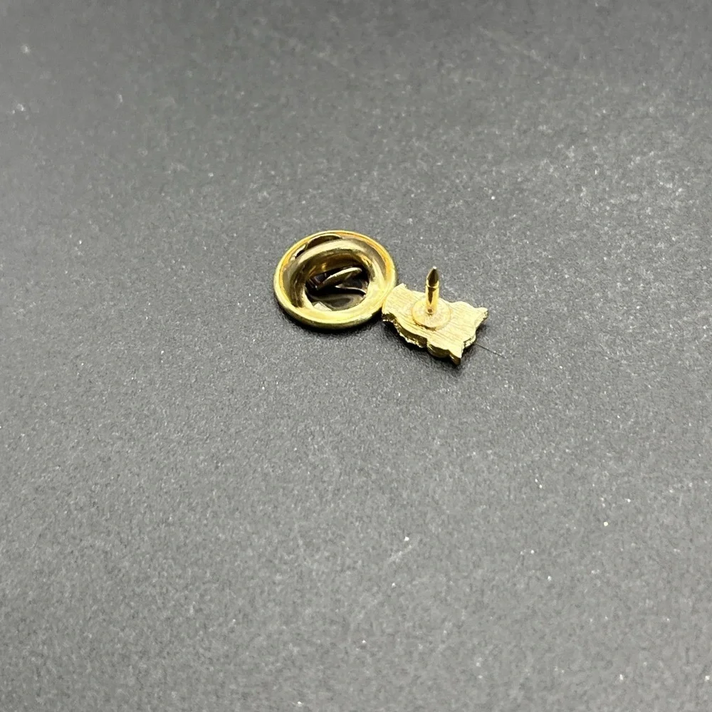 Owl‎ Bird Tiny Gold Tone Lapel Hat Pin